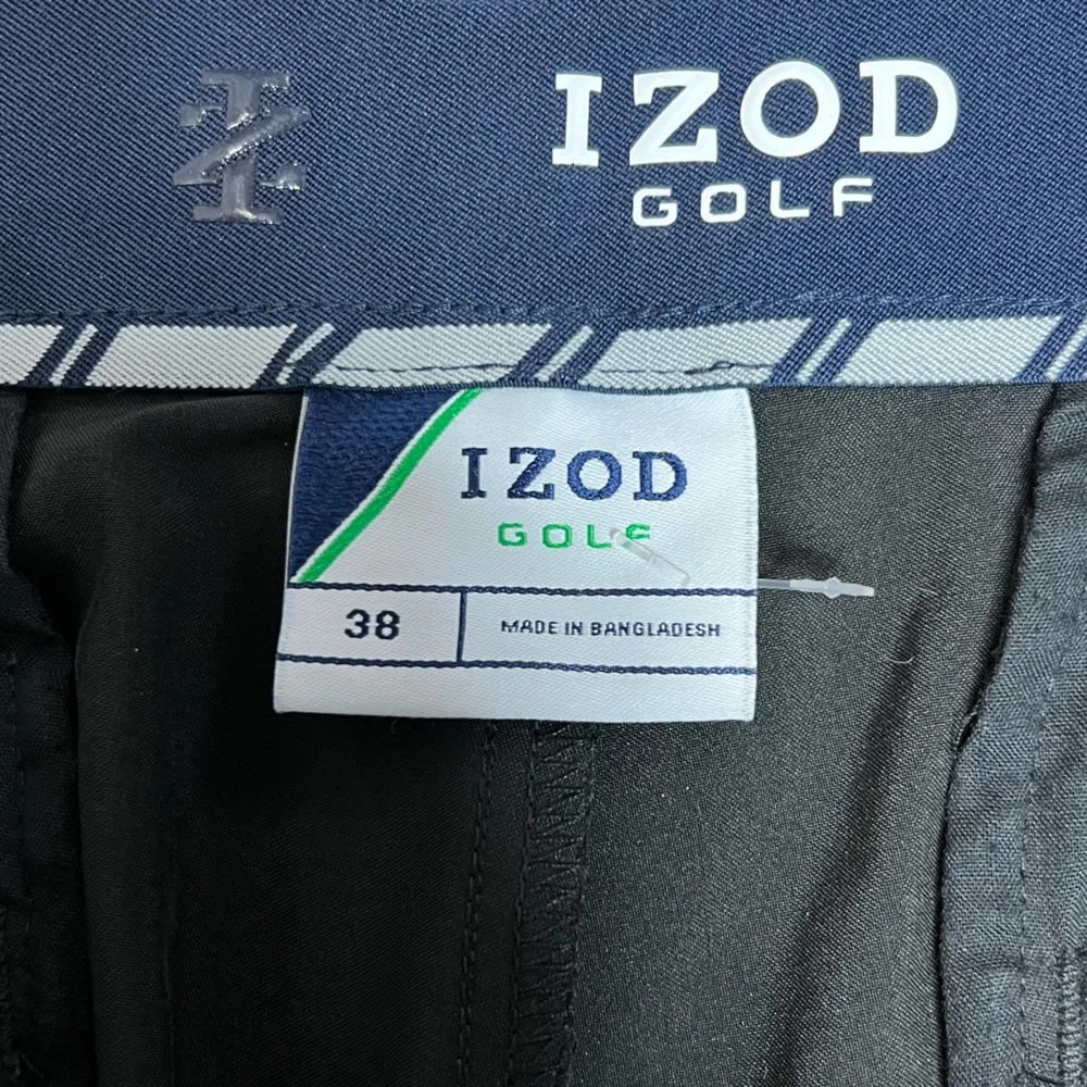 Izod Golf Swingflex Cargo Shorts Men's 38 Black Stretch Poly 5 Pocket - Picture 4 of 7